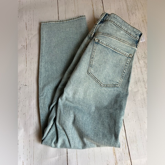 NWT Old Navy High-Waisted OG Loose Jeans Light Wash Size 8 Mom Jeans Retro Fall - Picture 6 of 6